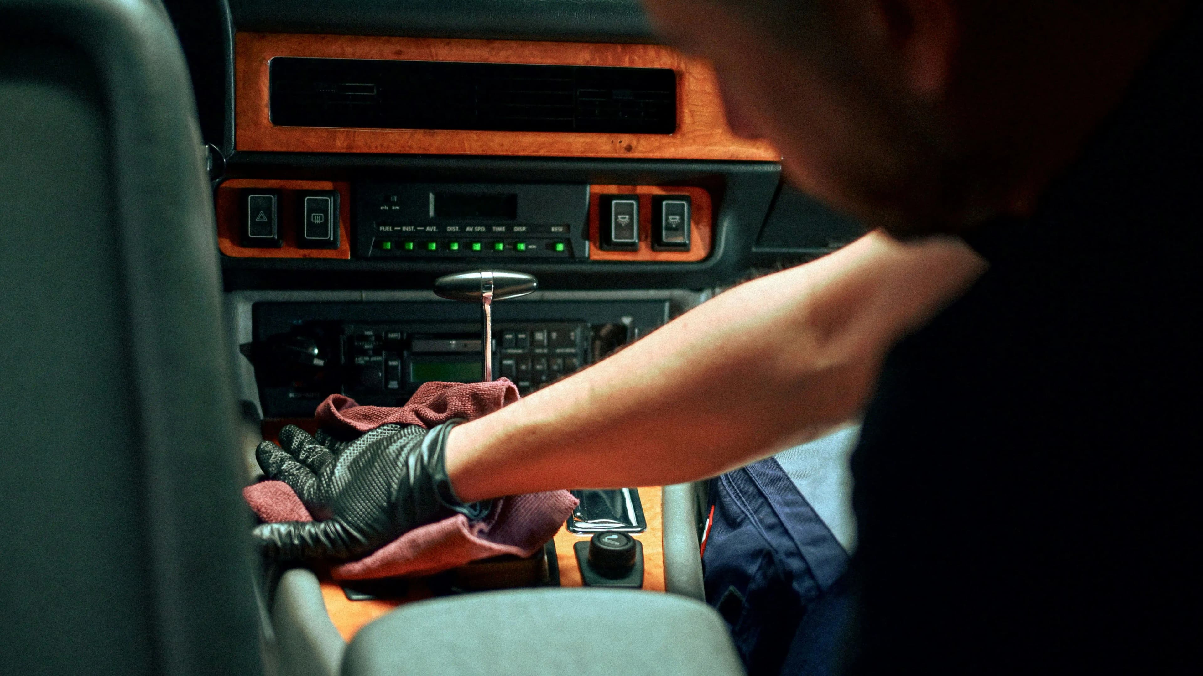 Professional mobile car detailing interior cleaning service